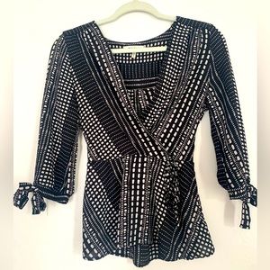 Monteau Black and White 3/4 Sleeve Blouse